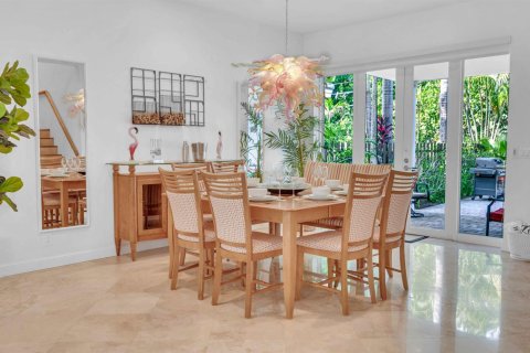 Villa ou maison à vendre à Fort Lauderdale, Floride: 4 chambres, 265.33 m2 № 2088062 - photo 8