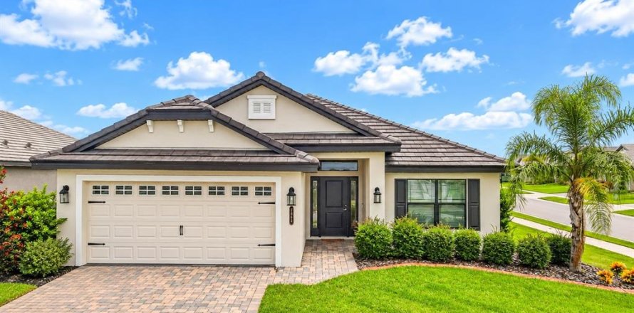 Villa ou maison à Auburndale, Floride 4 chambres, 169.08 m2 № 2419867
