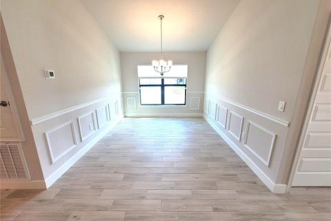 Villa ou maison à louer à Auburndale, Floride: 4 chambres, 169.08 m2 № 2419867 - photo 6