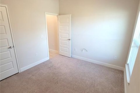 Villa ou maison à louer à Auburndale, Floride: 4 chambres, 169.08 m2 № 2419867 - photo 30