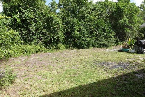 Casa en venta en Deltona, Florida, 3 dormitorios, 162.76 m2 № 1851255 - foto 2