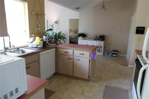 Casa en venta en Deltona, Florida, 3 dormitorios, 162.76 m2 № 1851255 - foto 4