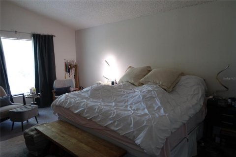 Casa en venta en Deltona, Florida, 3 dormitorios, 162.76 m2 № 1851255 - foto 8