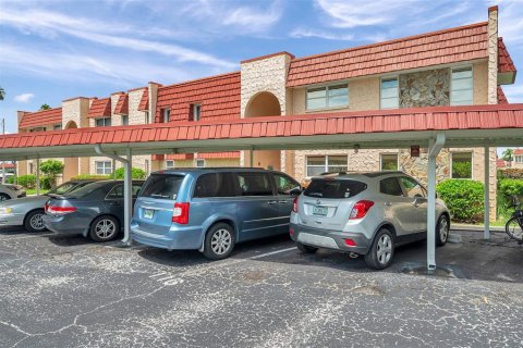 Condo in Seminole, Florida, 1 bedroom  № 1847205 - photo 3