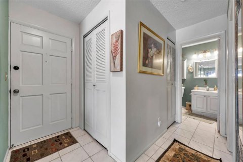 Condo in Seminole, Florida, 1 bedroom  № 1847205 - photo 7