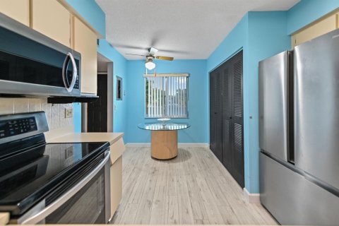Copropriété à louer à Delray Beach, Floride: 2 chambres, 99.41 m2 № 2405817 - photo 10