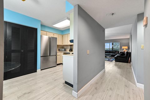Copropriété à louer à Delray Beach, Floride: 2 chambres, 99.41 m2 № 2405817 - photo 7