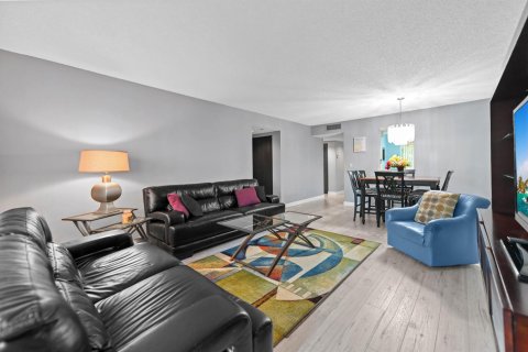 Copropriété à louer à Delray Beach, Floride: 2 chambres, 99.41 m2 № 2405817 - photo 4