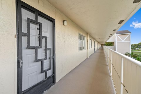 Copropriété à louer à Delray Beach, Floride: 2 chambres, 99.41 m2 № 2405817 - photo 24