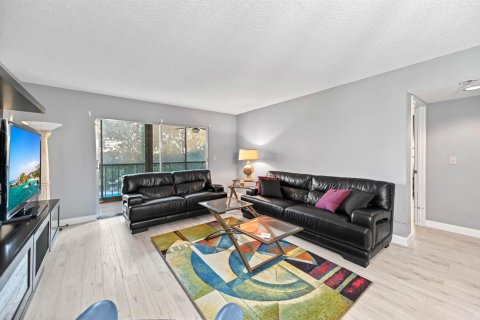 Copropriété à louer à Delray Beach, Floride: 2 chambres, 99.41 m2 № 2405817 - photo 3