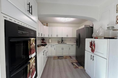Купить виллу или дом в Форт-Лодердейл, Флорида 4 комнаты, 111.48м2, № 2084080 - фото 8