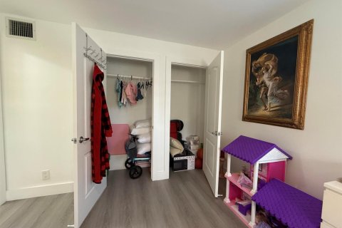 Купить виллу или дом в Форт-Лодердейл, Флорида 4 комнаты, 111.48м2, № 2084080 - фото 18