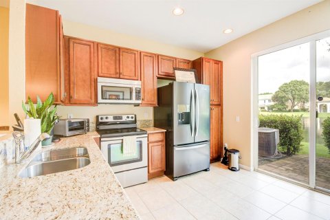 Touwnhouse à vendre à Boynton Beach, Floride: 3 chambres, 144.93 m2 № 2400762 - photo 6