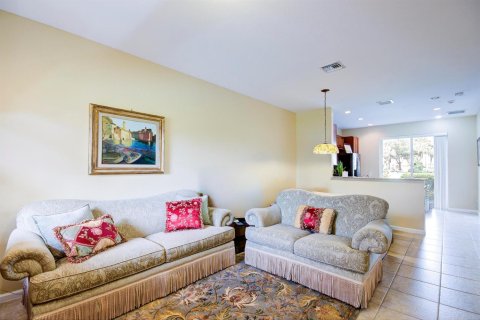 Touwnhouse à vendre à Boynton Beach, Floride: 3 chambres, 144.93 m2 № 2400762 - photo 5