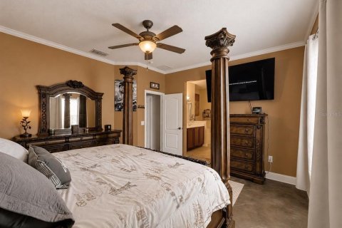 House in Newberry, Florida 4 bedrooms, 172.24 sq.m. № 2150840 - photo 13