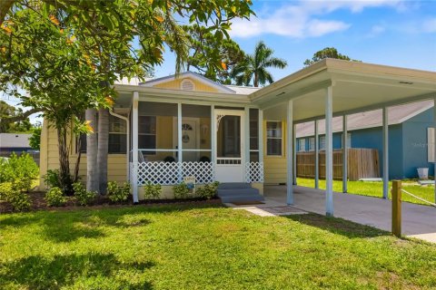 House in Bradenton, Florida 2 bedrooms, 85.47 sq.m. № 1827379 - photo 2