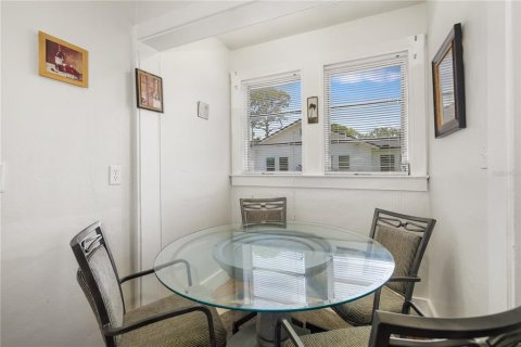 House in Bradenton, Florida 2 bedrooms, 85.47 sq.m. № 1827379 - photo 12