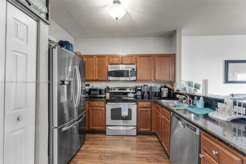 Touwnhouse à vendre à Cutler Bay, Floride: 3 chambres, 162.3 m2 № 1938415 - photo 8