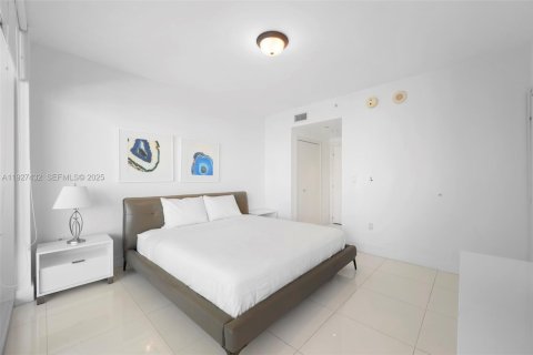 Copropriété à vendre à Miami, Floride: 1 chambre, 76.37 m2 № 1986070 - photo 10