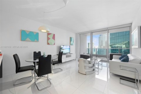Copropriété à vendre à Miami, Floride: 1 chambre, 76.37 m2 № 1986070 - photo 2