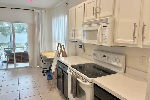 House in Gibsonton, Florida 3 bedrooms, 166.85 sq.m. № 2202342 - photo 26