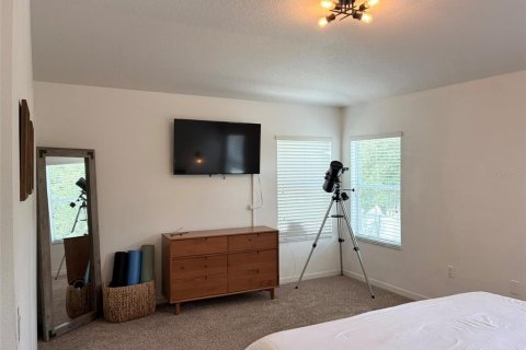 House in Gibsonton, Florida 3 bedrooms, 166.85 sq.m. № 2202342 - photo 30