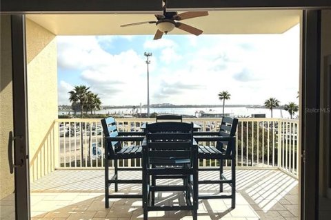 Copropriété à vendre à Madeira Beach, Floride: 2 chambres, 125.42 m2 № 2094564 - photo 20