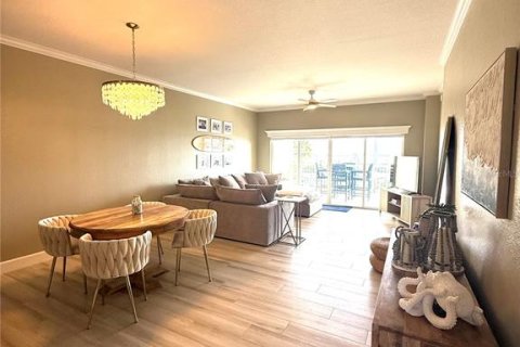 Copropriété à vendre à Madeira Beach, Floride: 2 chambres, 125.42 m2 № 2094564 - photo 9
