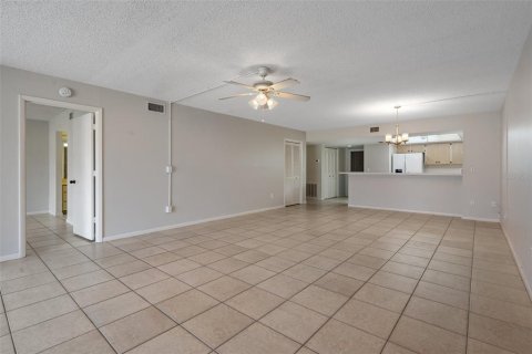 Condominio en venta en Homosassa, Florida, 2 dormitorios, 145.21 m2 № 1532807 - foto 21
