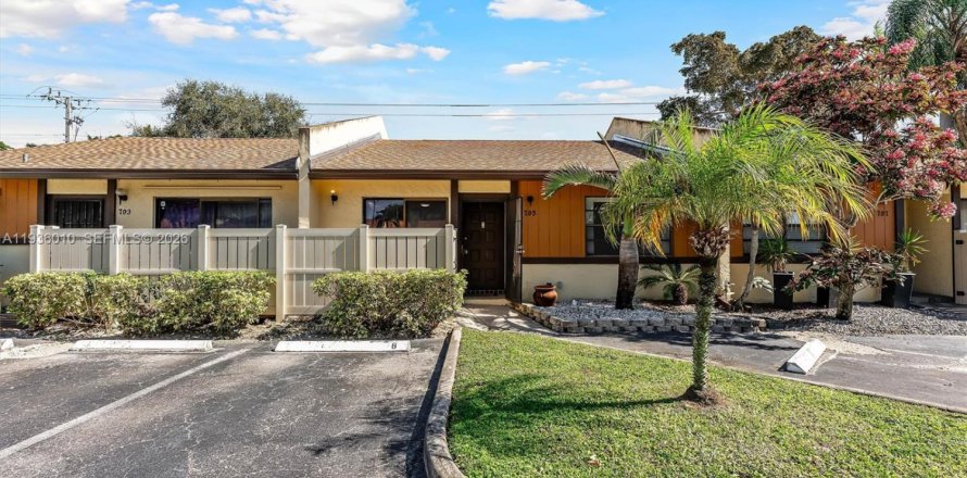 Casa en Margate, Florida 2 dormitorios, 98.85 m2 № 2006148