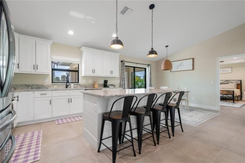 House in Englewood, Florida 3 bedrooms, 157 sq.m. № 1798082 - photo 8