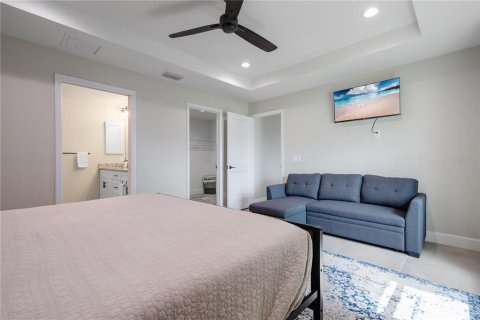 House in Englewood, Florida 3 bedrooms, 157 sq.m. № 1798082 - photo 7