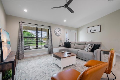 House in Englewood, Florida 3 bedrooms, 157 sq.m. № 1798082 - photo 4