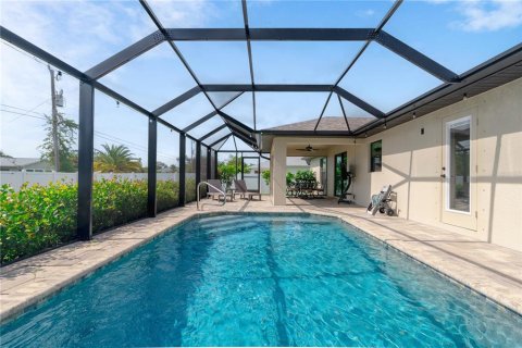 House in Englewood, Florida 3 bedrooms, 157 sq.m. № 1798082 - photo 29