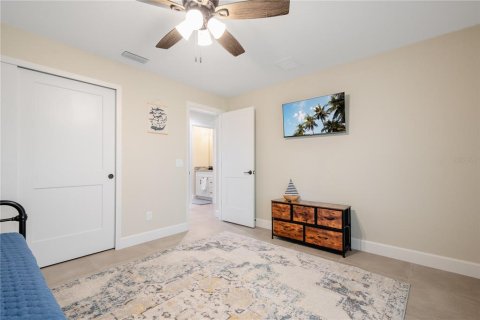 House in Englewood, Florida 3 bedrooms, 157 sq.m. № 1798082 - photo 19
