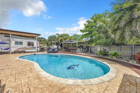 House in Fort Lauderdale, Florida 3 bedrooms, 149.11 sq.m. № 1891252 - photo 16