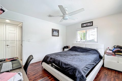 House in Fort Lauderdale, Florida 3 bedrooms, 149.11 sq.m. № 1891252 - photo 12