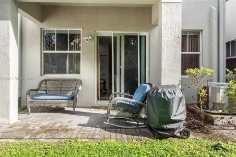 Снять в аренду виллу или дом в Тамарак, Флорида 3 спальни, 152.55м2, № 2018694 - фото 18