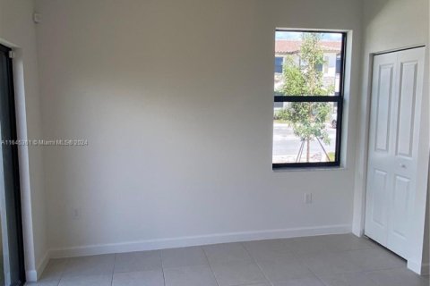Townhouse in Homestead, Florida 3 bedrooms, 123.37 sq.m. № 1763943 - photo 20