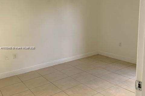Copropriété à vendre à West Palm Beach, Floride: 2 chambres, 83.98 m2 № 1705713 - photo 4