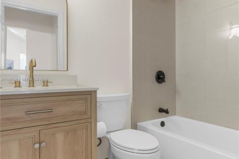 Купить виллу или дом в Делрей-Бич, Флорида 2 спальни, 129.51м2, № 2007156 - фото 20