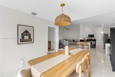 Купить виллу или дом в Делрей-Бич, Флорида 2 спальни, 129.51м2, № 2007156 - фото 7