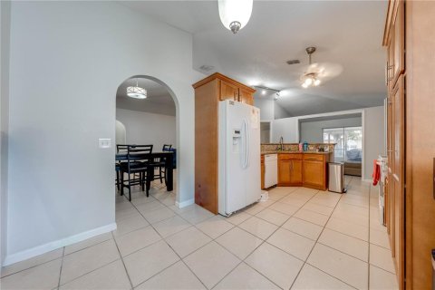 Casa en venta en Kissimmee, Florida, 3 dormitorios, 136.01 m2 № 1654075 - foto 3