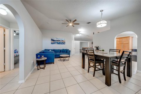 Casa en venta en Kissimmee, Florida, 3 dormitorios, 136.01 m2 № 1654075 - foto 12
