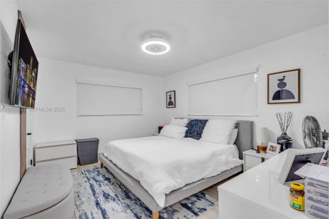 Casa en venta en Plantation, Florida, 3 dormitorios, 125.6 m2 № 1994746 - foto 13