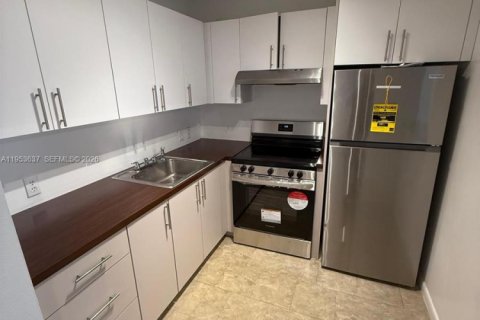 Condo in Boca Raton, Florida, 1 bedroom № 2008149