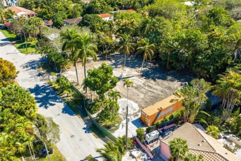 Terreno en venta en Miami Beach, Florida № 2041938 - foto 10