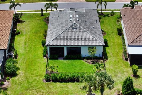 Купить виллу или дом в Брейдентон, Флорида 6 комнат, 178.28м2, № 1919571 - фото 4