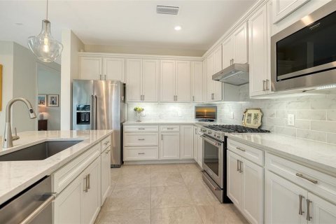 Купить виллу или дом в Брейдентон, Флорида 6 комнат, 178.28м2, № 1919571 - фото 23