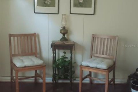 House in Lake Panasoffkee, Florida 2 bedrooms, 52.03 sq.m. № 1853435 - photo 13